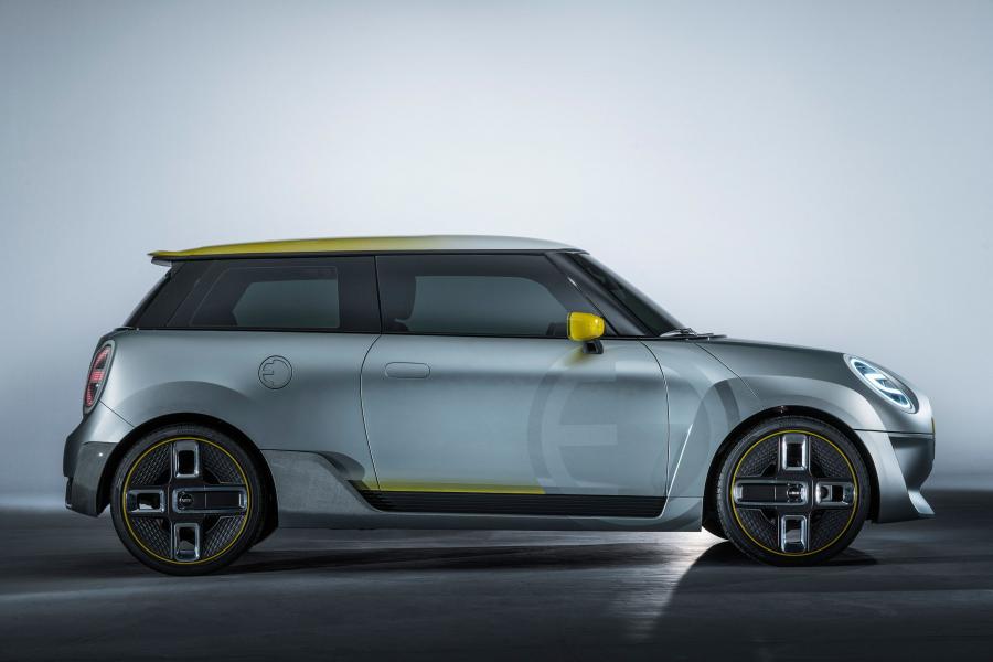  Mini Electric Concept 2017 года  (фото 30 из 47)